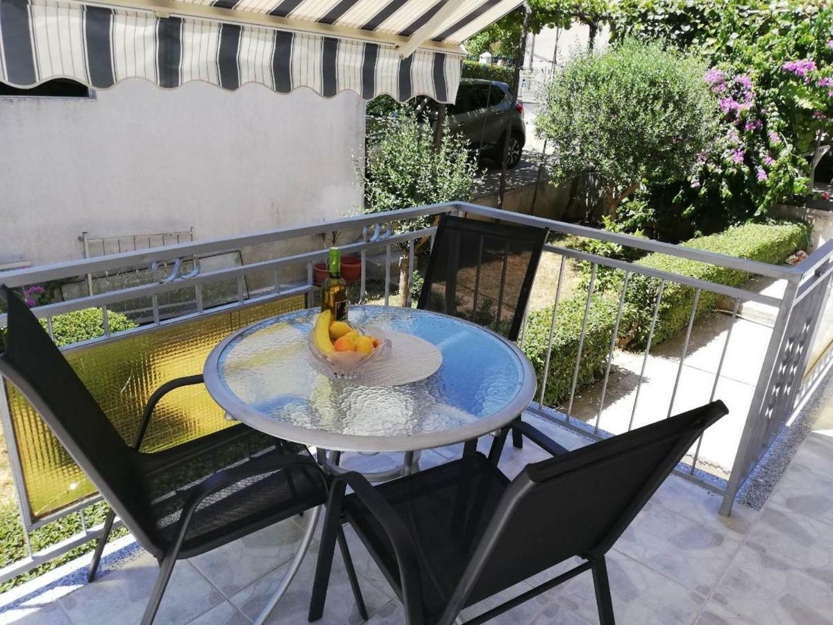 Ferienwohnung Bond With Private Parking Zadar Exterior foto